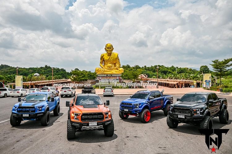 Điều này đã trở thành động lực thúc đẩy một xưởng độ có tên TTN Hypersport tại Thái Lan trong việc biến những chiếc xe bán tải Ford Ranger Raptor thành F-150 Raptor. Theo đó, xưởng độ này chuyên lắp bộ bodykit "hàng thửa" với thiết kế theo phong cách Ford F-150 Raptor cho những chiếc Ranger Raptor của khách hàng.