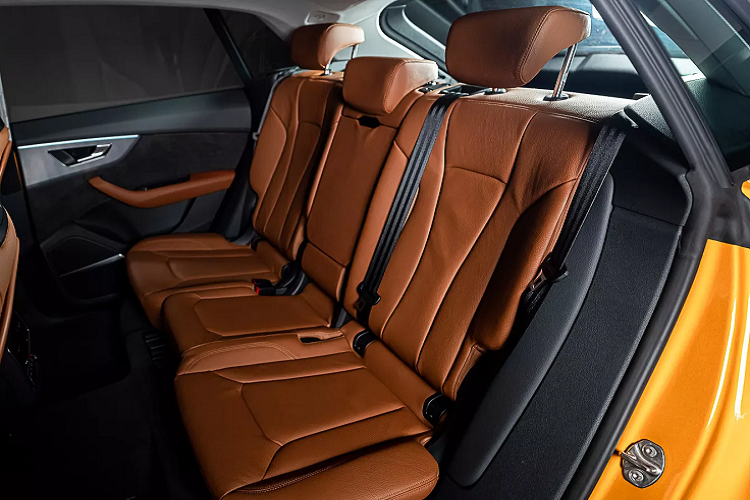 Hệ thống thông gió đặc biệt cho phép sử dụng trên các cung đường off-road. Với bơm dầu điện, hộp số tiptronic có thể kích hoạt vào số để tái khởi động lại cả khi động cơ đã tắt.