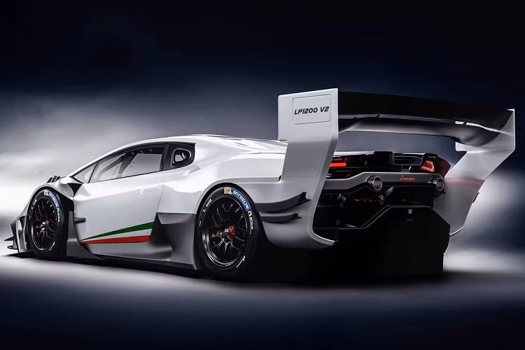 Bản độ Zyrus LP1200 Strada chỉ đơn giản là đưa mọi thứ lên một đẳng cấp khác, cả về hiệu suất, tổng thể, khả năng lái và tính độc quyền.