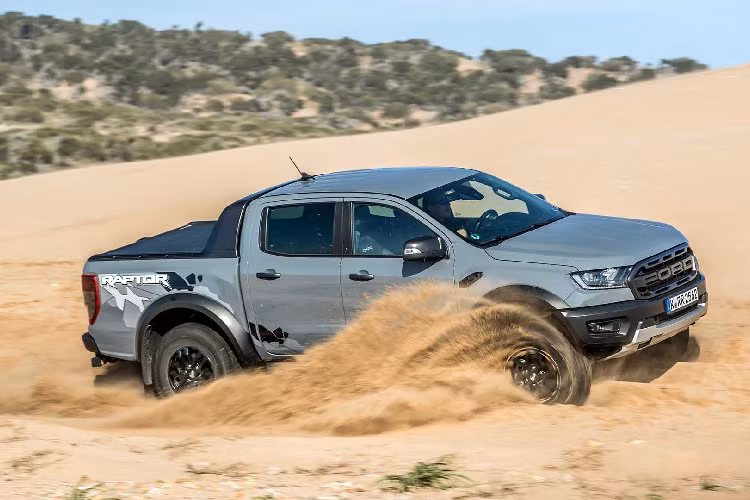 Cuối cùng, thời gian sẽ là một vấn đề vì việc phát triển Ford Ranger Raptor V8 sẽ mất từ hai đến ba năm - đủ thời gian để Ford Úc phát triển Ranger và Ranger Raptor thế hệ tiếp theo.