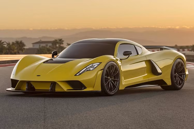 Thông tin về siêu xe Hennessey Venom F5 mới đã xuất hiện nhiều lần trong thời gian qua. Thực tế, đã 6 năm trôi qua kể từ lần đầu lộ diện thông tin năm về siêu xe công suất lớn này.