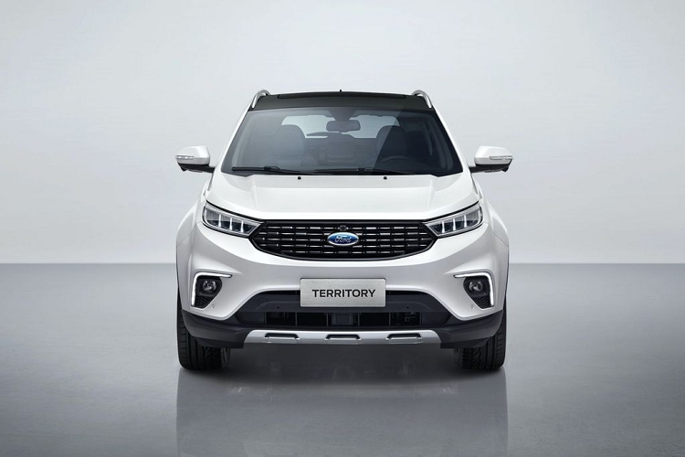 Tại Philippines, Ford Territory hoàn toàn mới sử dụng động cơ xăng EcoBoost 4 xy-lanh tăng áp 1.5L, sản sinh công suất tối đa 143 mã lực và 225 Nm mô-men xoắn. Đi kèm với đó là trang bị hộp số tự động vô cấp CVT và hệ dẫn động cầu trước. Khi ra mắt, xe sẽ cạnh tranh với các đối thủ như Honda CR-V hay Mazda CX-5.