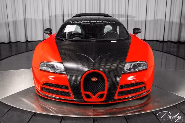 Gần đây, phiên bản độ này đã được rao bán tại đại lý siêu xe nổi tiếng Prestige Imports, giá xe Bugatti Veyron đặc biệt này được chào bán khoảng 1,4 triệu Đô (hơn 32 tỷ đồng). Tuy là một chiếc Veyron đời 2008, chiếc xe đã được “lột xác” hoàn toàn với nhiều trang bị mới trên tất cả các mảng, từ nội thất cho tới ngoại thất, thậm chí là cả hệ dẫn động của xe.
