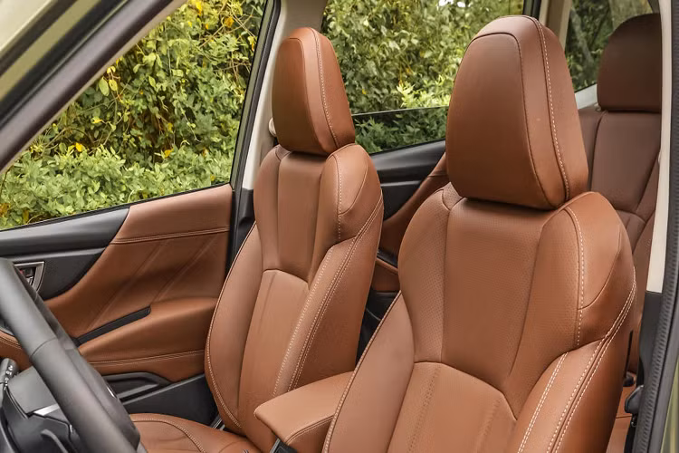 Những khách hàng muốn tìm kiếm sự sang trọng hơn cho chiếc xe có thể lựa chọn phiên bản Limited với mức giá 31,395 USD (~728 triệu đồng). Ở phiên bản này xe trang bị mâm xe 18 inch độc quyền, gương chiếu hậu đồng màu xe, viền đèn sương mù chrome. Phiên bản LImited cũng sẽ sở hữu tính năng Hỗ trợ điểm mù, Hỗ trợ chuyển làn và Cảnh báo giao thông cắt ngang sau xe.