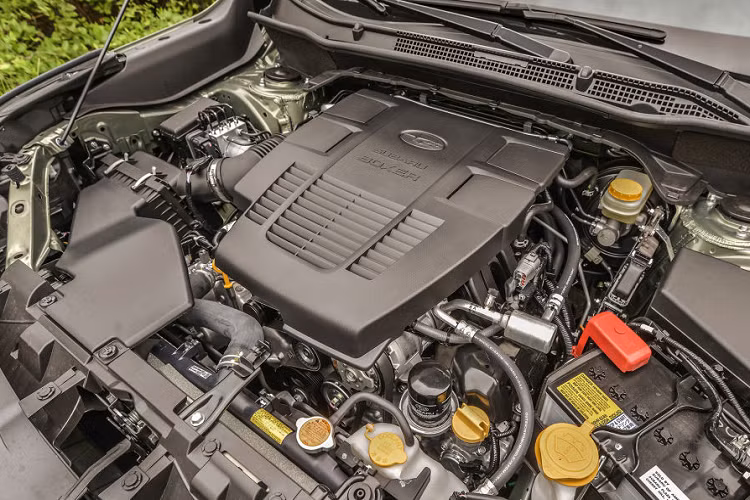 Ở phiên bản mới, mẫu xe SUV Subaru Forester 2021 trang bị thêm tính năng Hỗ trợ đèn pha với đèn pha LED thay đổi theo góc lái cho bản Base và Premium, trước đây vốn chỉ được trang bị cho bản Limited và Touring. Phiên bản tiêu chuẩn của Subaru Forester cũng cập nhật thêm tính năng nhắc nhở thắt dây an toàn cho hàng ghế sau.