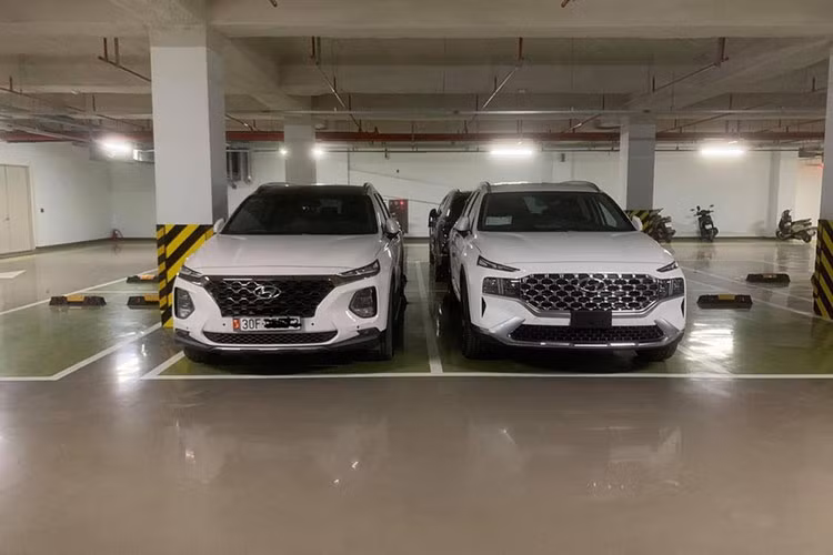 Hiện chưa rõ thời điểm Hyundai SantaFe mới ra mắt tại thị trường Việt Nam. Theo TC Motor, để một mẫu xe được sản xuất và phân phối ra thị trường, sẽ có rất nhiều công đoạn khác nhau theo quy trình chung của Hyundai toàn cầu. “Từ công đoạn nghiên cứu khả thi đến giai đoạn sản xuất sản phẩm mẫu chạy thử nghiệm có thể kéo dài 8-12 tháng, để đảm bảo sản phẩm đưa ra thị trường là phù hợp, chất lượng cùng mức giá tốt nhất”, đại diện TC Motor cho biết.