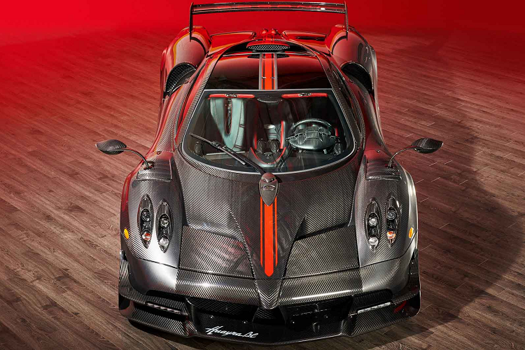 Pagani chỉ sản xuất giới hạn 20 chiếc Huayra BC trên toàn cầu. Tuy nhiên mỗi chiếc bán ra đều nhận được sư quan tâm rất lớn từ giới chuyên môn và người yêu xe bởi sự đắt đỏ và khan hiếm của chúng. Toàn bộ 20 chiếc siêu xe Pagani Huayra BC đều được sản xuất hoàn toàn thủ công cực kỳ tinh tế vì thế giá của chúng không hề dễ tiếp cận.