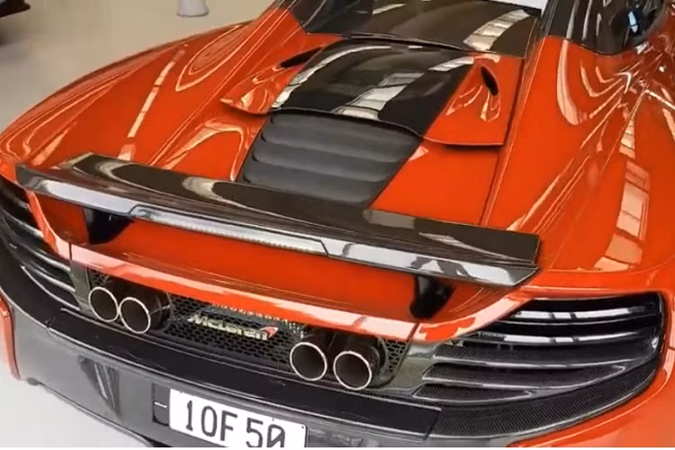 McLaren 650S Spider phiên bản đường đua Can-Am vẫn được trang bị động cơ V8, tăng áp kép, dung tích 3.8 lít, sản sinh công suất tối đa 641 mã lực tại vòng tua máy 7.250 vòng/phút và mô-men xoắn cực đại 678 Nm tại vòng tua máy 6.000 vòng/phút. Động cơ kết hợp với hộp số 7 cấp SSG, nhờ đó, McLaren 650S Spider phiên bản giới hạn có thể tăng tốc từ vị trí xuất phát lên 100 km/h trong vòng 3 giây trước khi đạt vận tốc tối đa 328 km/h.