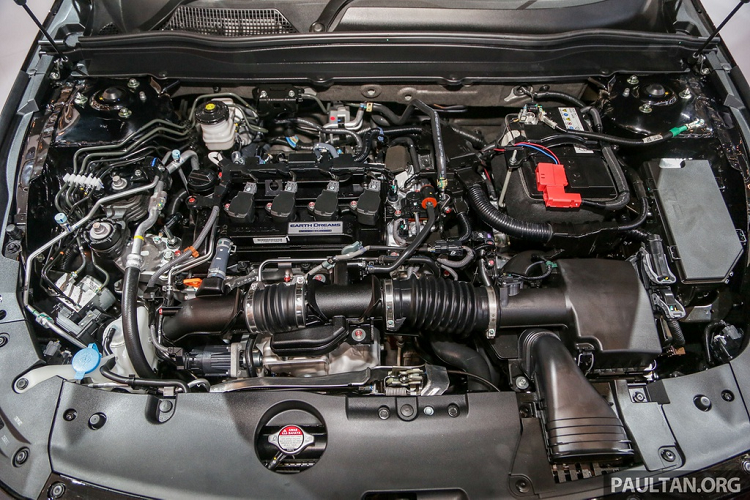 Tại Malaysia, Honda Accord 2020 chỉ có một phiên bản duy nhất. Xe sử dụng động cơ tăng áp VTEC 1.5L tương tự Civic và CR-V nhưng được tinh chỉnh để cho ra sức mạnh và mô-men xoắn lớn hơn.