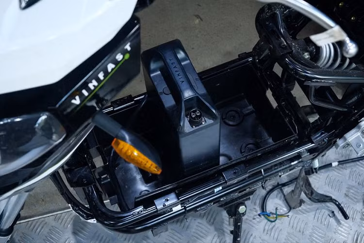 Đặc biệt, hình thức thuê pin cũng giúp VinFast quản lý pin một cách hiệu quả, tránh việc thải bỏ pin bừa bãi, gây hại cho môi trường.