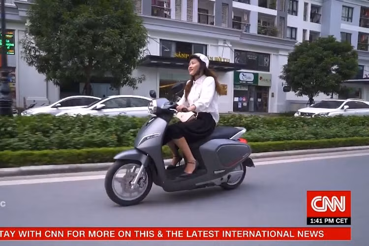 Trong chương trình "Iconic Hanoi", xe máy điện VinFast từng được kênh truyền hình CNN bình chọn là biểu tượng giao thông xanh của thủ đô Hà Nội