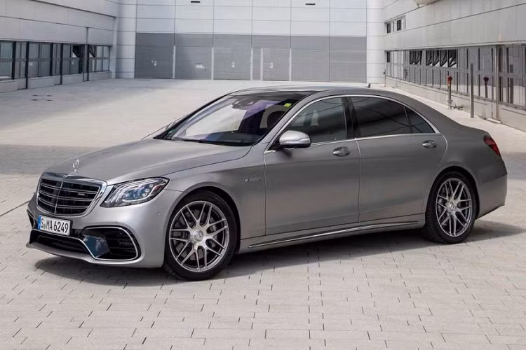  Mercedes-Benz S-Class – 41,6 ngày Mẫu xe Đức Mercedes-Benz S-Class là chiếc xe cũ đắt nhất trong danh sách này với mức giá trung bình 89.434 USD trên thị trường. Mercedes-Benz S-Class cần khoảng 41,6 ngày trước khi được bán đi.