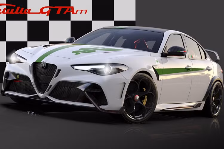 Bên trong, Alfa Romeo trang bị cho khoang nội thất của GTA bằng chất liệu da Alcantara với các chi tiết bao gồm bảng điều khiển, tấm cửa, cột trụ và phần trung tâm của ghế ngồi.