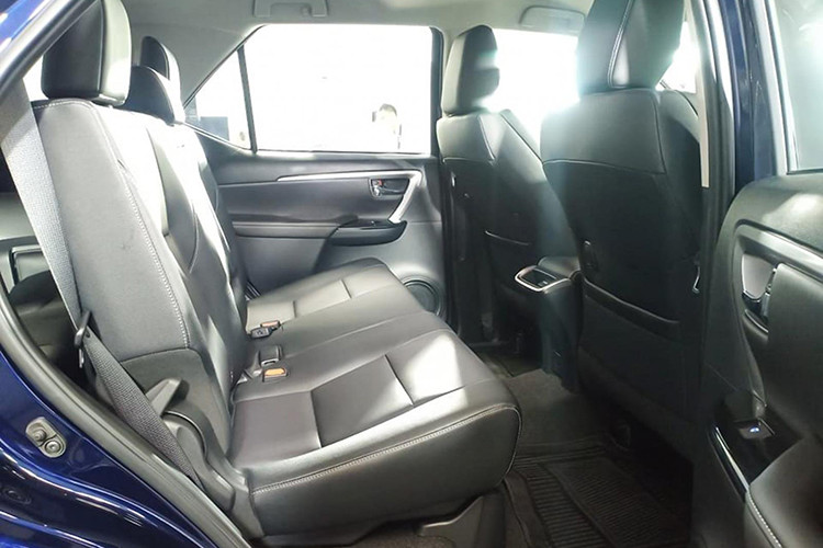 Động cơ của mẫu SUV cũng được nâng cấp tương tự như Hilux thế hệ mới. Phiên bản dùng động cơ 2.8L có công suất 204 mã lực và mô-men xoắn 500 Nm. Động cơ này mạnh hơn 27 mã lực và 50 Nm so với động cơ 2.8L trên phiên bản hiện hành, mức tiêu thụ nhiên liệu cũng thấp hơn 17%.