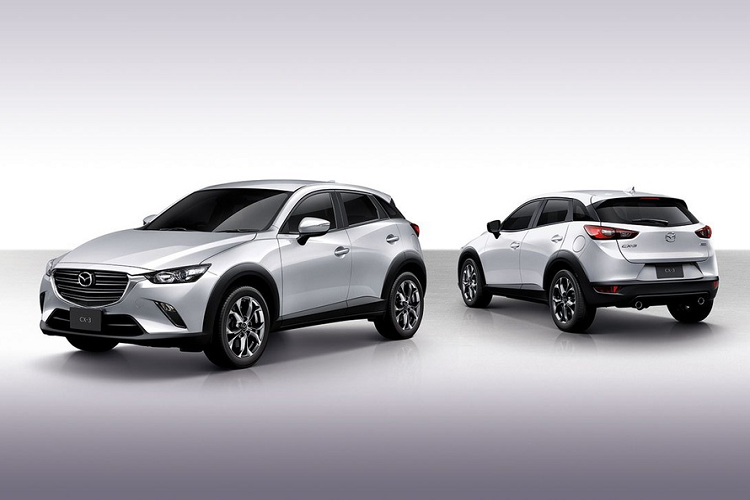 Mẫu crossover Mazda CX-3 2021 mới vừa được nâng cấp tại thị trường Thái Lan. Xe có 4 phiên bản gồm tiêu chuẩn, Comfort, Proactive và Style, giá bán lần lượt là 768.000, 848.000, 948.000 và 1.048.000 baht (tương đương 563, 622, 695 và 768 triệu đồng). Xe có 5 tùy chọn màu ngoại thất gồm trắng ánh kim, đỏ, xám, trắng ngọc trai và đen tuyền.