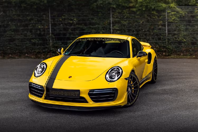Manhart công bố bản độ 911 Turbo S có khả năng tăng tốc 0-100 km/h trong vòng 2,4 giây, tương đương mẫu siêu xe Bugatti Divo. Trong khi đó, thời gian để tăng tốc 100-200 km/h là 4,9 giây và vận tốc tối đa đạt 330 km/h.