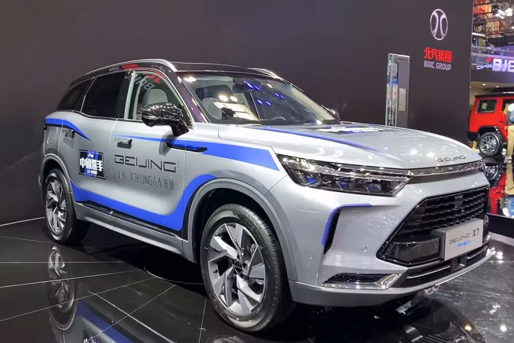 Tại Việt Nam, mẫu xe SUV Beijing X7 của Trung Quốc đang được phân phối với 3 phiên bản, đi kèm mức giá 528-688 triệu đồng.