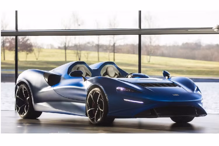 Chiếc siêu xe này sẽ bắt đầu được sản xuất và giao đến tay khách hàng sau khi Speedtail hoàn thành với số lượng chỉ 399 chiếc, giá xe McLaren Elva là 1,84 triệu USD.