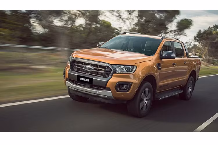  7. Ford Ranger: 1.583 xe Mẫu bán tải duy nhất lọt top xe bán chạy nhất tháng là Ford Ranger. Doanh số tháng 10/2020 của mẫu xe này đạt 1.583 xe, tăng 83 xe so với tháng trước đó. Cộng dồn 10 tháng đầu năm 2020, đã có 9.684 xe Ford Ranger đến tay khách hàng.