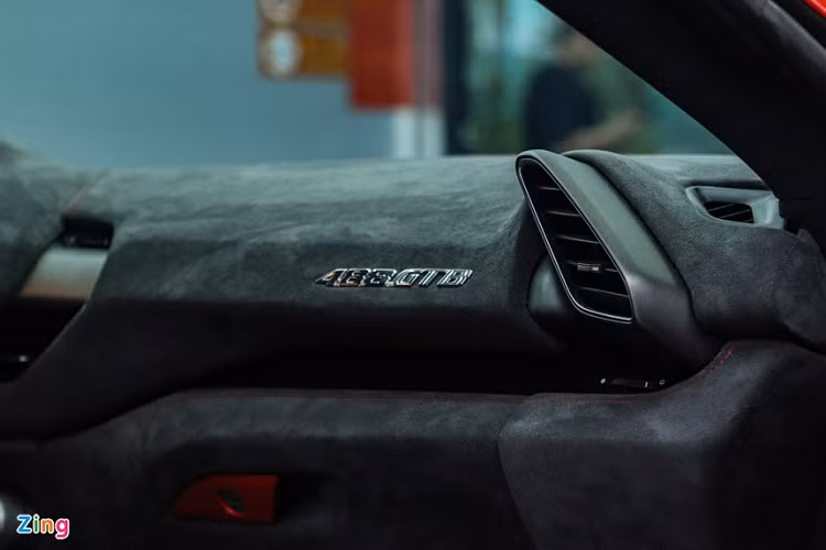 Siêu xe này có thể tăng tốc 0-100 km/h trong 3 giây trước khi đạt tốc độ tối đa 334 km/h.