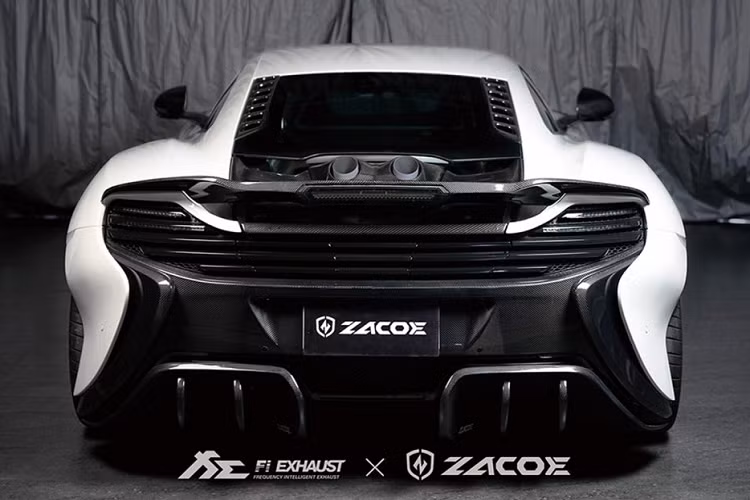 Điều này có lẽ đã tạo ra sự thèm muốn phiên bản mới 600LT của những vị chủ nhân của mẫu siêu xe McLaren 650S và MP4-12C trước đó.