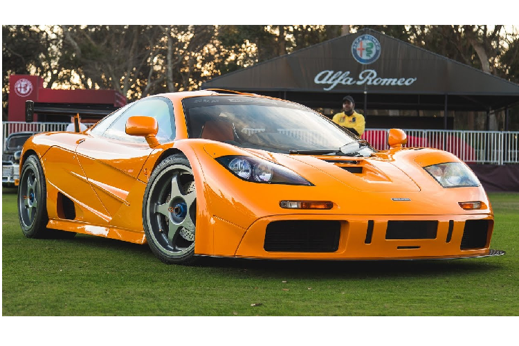 Là một chiếc siêu xe đặc biệt đến từ thương hiệu Anh Quốc, Senna đã và vẫn đang trở thành mẫu xe nhận được phần lớn cảm tình từ giới mê xe. Với số lượng chỉ 499 chiếc được sản xuất, Senna đã sớm được bán hết các suất mua và vẫn đang dần được bàn giao tới tay khách hàng.