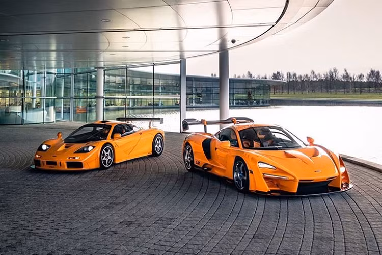  Siêu xe McLaren F1 LM được xây dựng dựa trên chiếc F1 GTR và được chế tạo trên khung gầm F1 tiêu chuẩn cùng với những sửa đổi cần thiết để trở thành một chiếc xe hợp pháp trên đường phố.