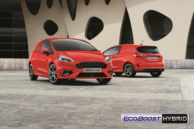 Cuối cùng là nhiều tính năng an toàn mới như kiểm soát hành trình thích ứng, nhận diện biển báo giao thông, hỗ trợ đỗ xe vuông góc và cảnh báo phương tiện cắt ngang khi lùi.