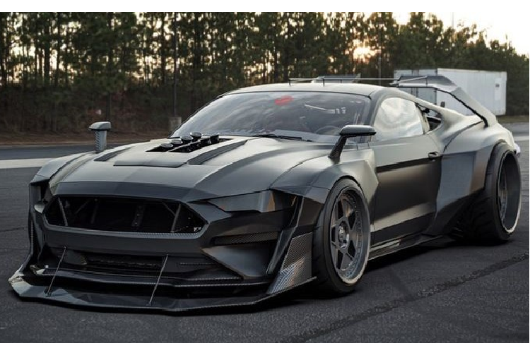 Quay trở lại lịch sử, vào năm 1979, dòng phim này từng gắn liền với chiếc Falcon XB GT trước khi mẫu siêu xe Mustang thế hệ S500 này xuất hiện trong vai trò kế nhiệm. Dưới nắp capo, phiên bản Mustang này được trang bị khối động cơ V8, nhận sức mạnh tăng cường siêu nạp Weiand 6-71.