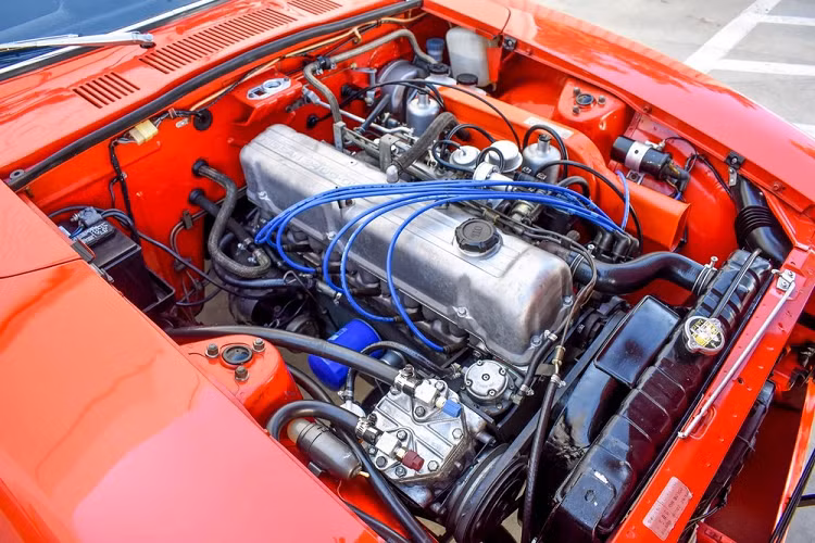 Hệ thống máy móc dưới gầm của chiếc Datsun 240Z 1971
