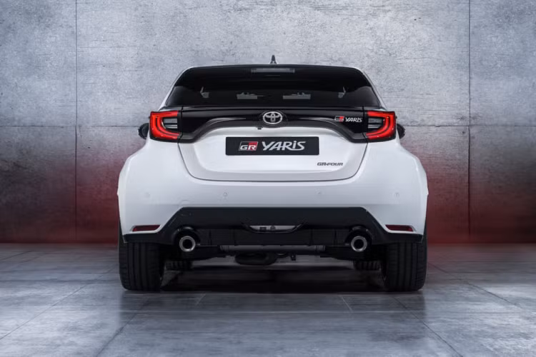 Trong lúc đó, những ai muốn sở hữu dòng xe Toyota Yaris Cross 2021 mới có thể chi từ khoảng 17.000-26.000 USD tại thị trường Nhật (400-600 triệu đồng).