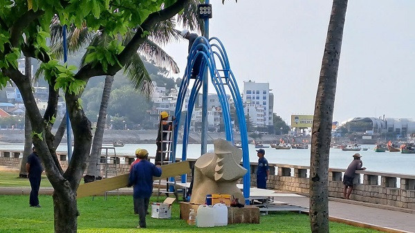 Cận cảnh gói thầu trang trí Tết 2025 tại Vũng Tàu - Hình 9 Can canh goi thau trang tri Tet 2025 tai Vung Tau-Hinh-9