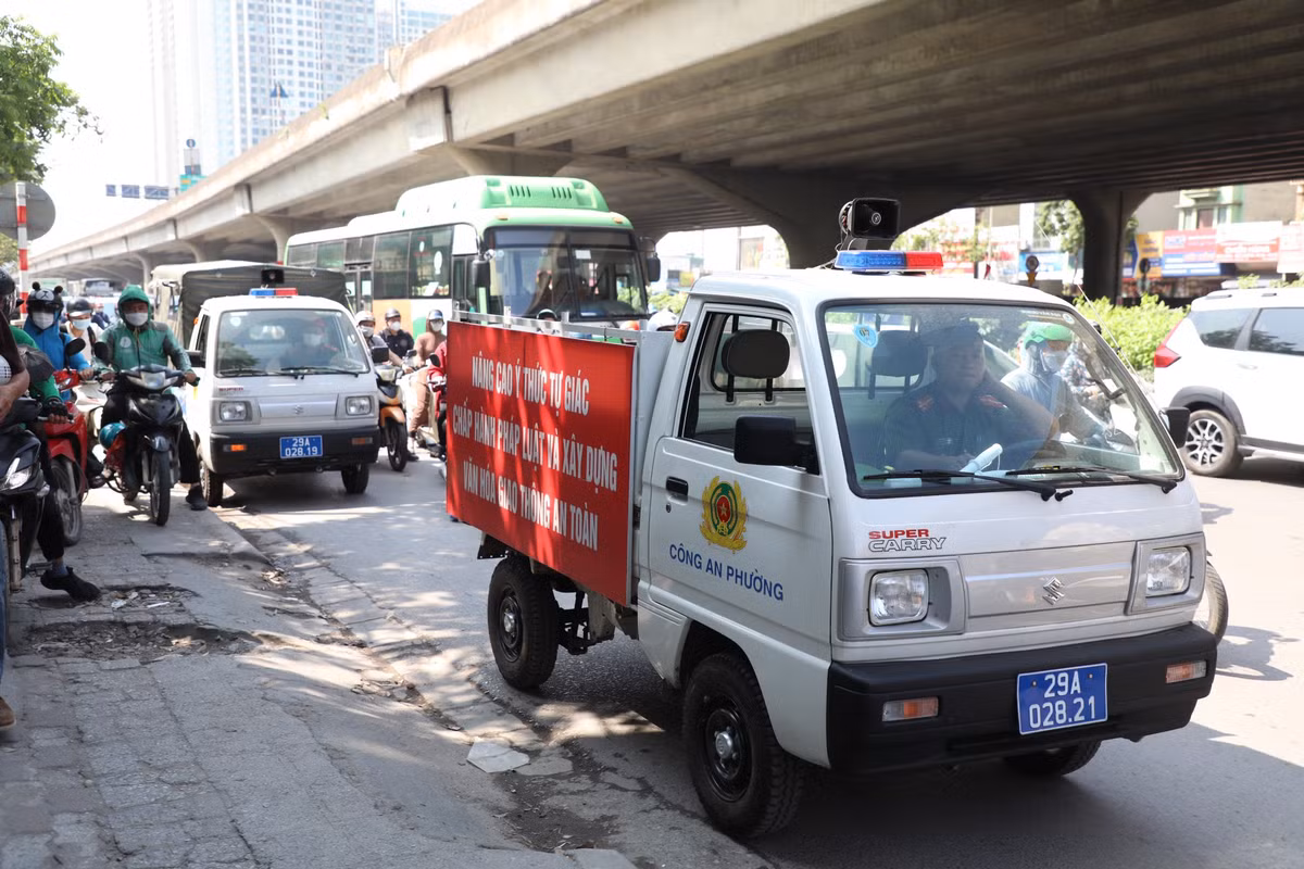 Phuong Ha Dinh ra quan lap lai trat tu do thi sau phan anh-Hinh-6