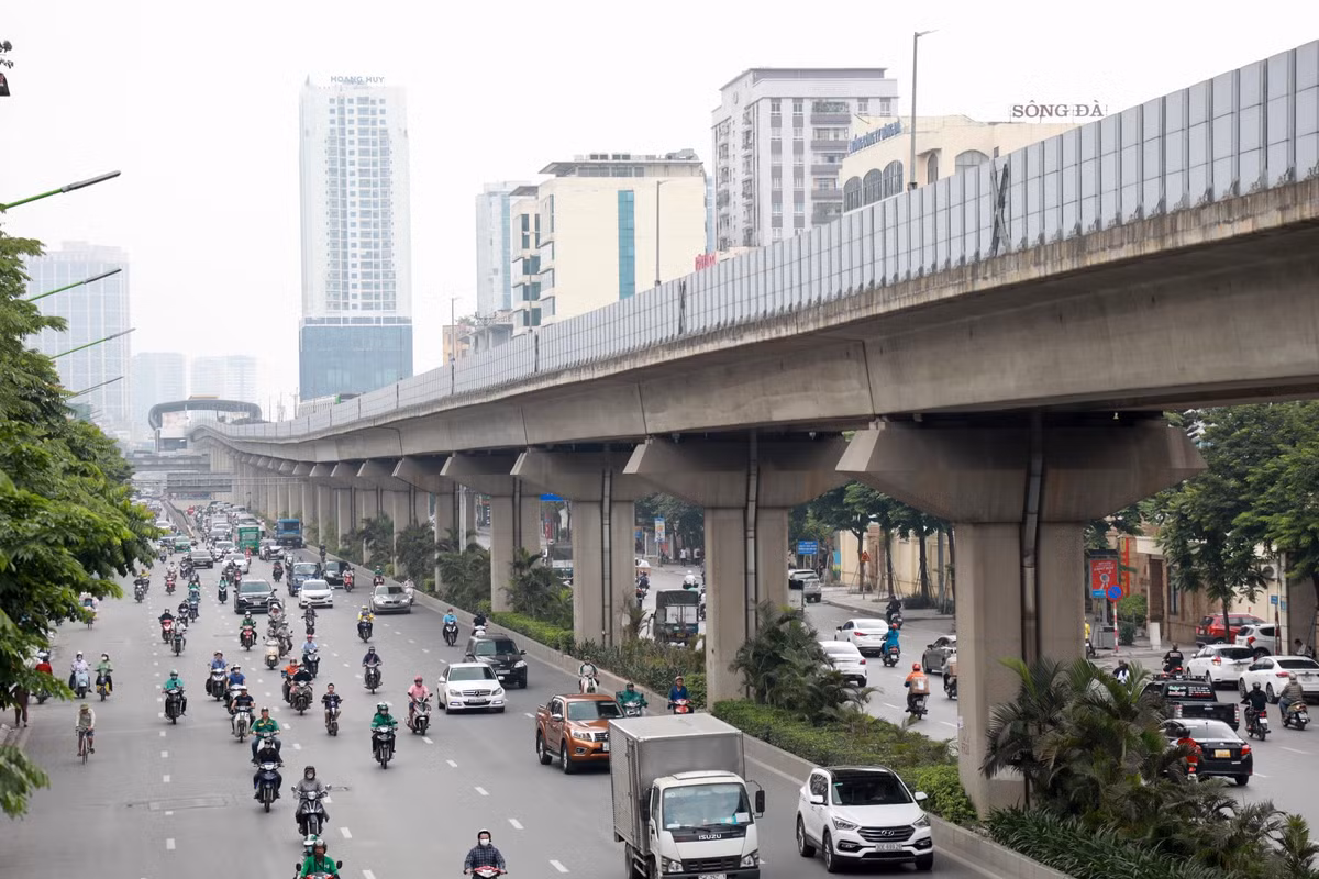 Việc Hà Nội sắp mọc 8 "lô cốt" trên đường Nguyễn Trãi sẽ khiến tuyến đường này bị nút thắt "cổ chai", giao thông ùn tắc nghiêm trọng như tuyến đường Nguyễn Xiển hiện tại.