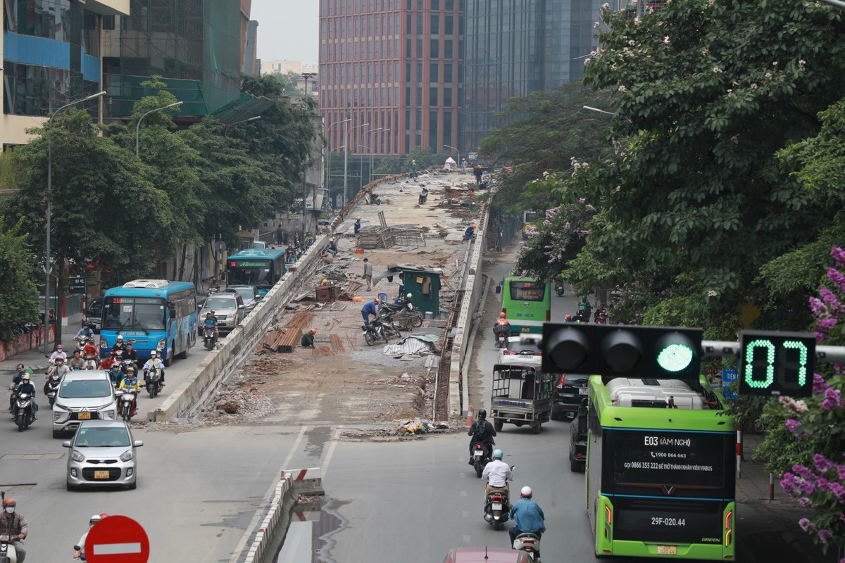 Theo kế hoạch, dự án hoàn thành và đưa vào khai thác trong tháng 6/2022. Tuy nhiên, do ảnh hưởng của dịch Covid-19 cùng khó khăn trong việc di chuyển công trình khiến dự án bị chậm tiến độ.