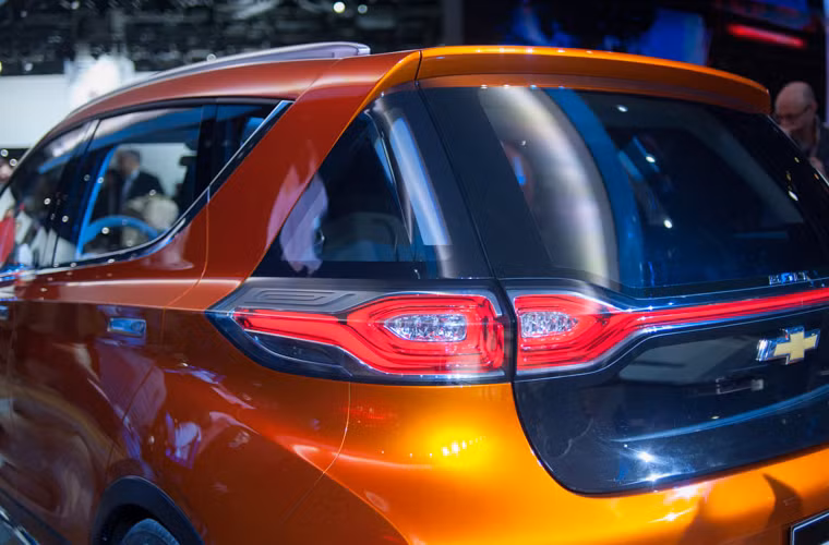 CEO của GM cho biết: "Bolt EV Concept là một mẫu xe điện có tính khả thi cao, nó sẽ được phát triển dành cho số đông. Chúng tôi tin rằng xe điện là tương lai của nền giao thông và nó cần phải có giá bán hợp lý để khách hàng dễ tiếp cận hơn."