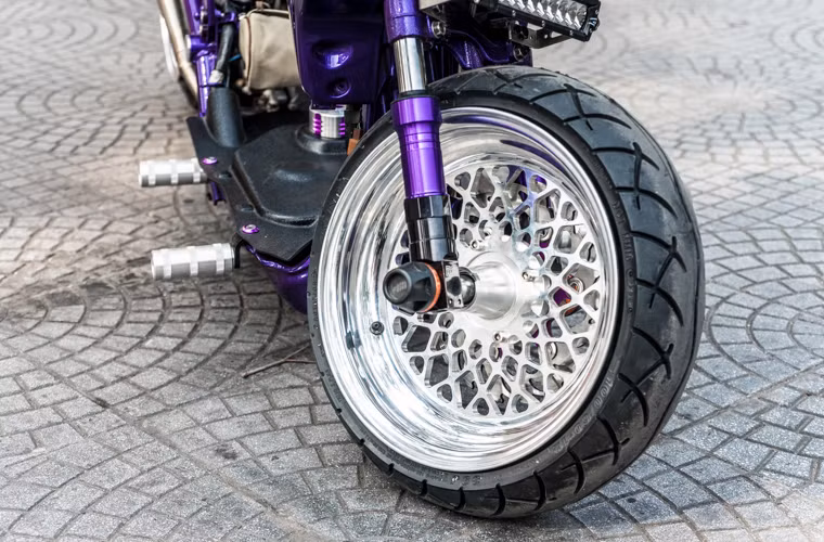 Mâm độ CNC được nhập từ nước ngoài.