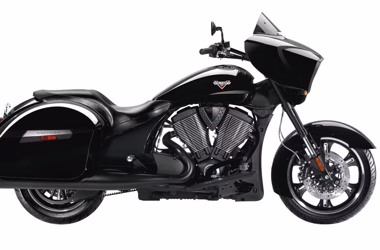 Victory Cross Roads 8-Ball, giá 15.999 USD 