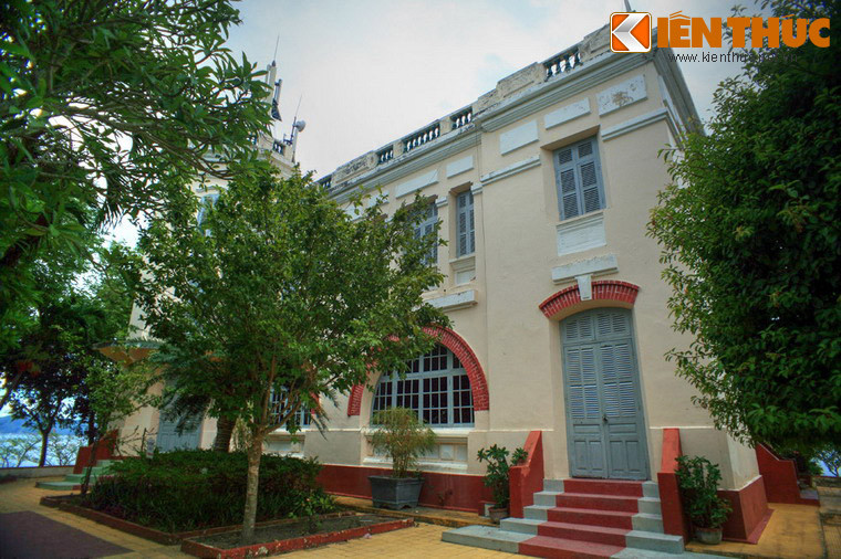 Sau năm 1954, gia đình ông Ngô Ðình Diệm là chủ nhân mới của 2 biệt thự Xương Rồng và Bông Sứ. Ảnh: Biệt thự Xương Rồng.