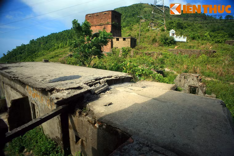 Sau nhiều thế kỷ tồn tại, Hải Vân Quan đã phải chịu chung số phận với sự suy tàn của nhà Nguyễn.