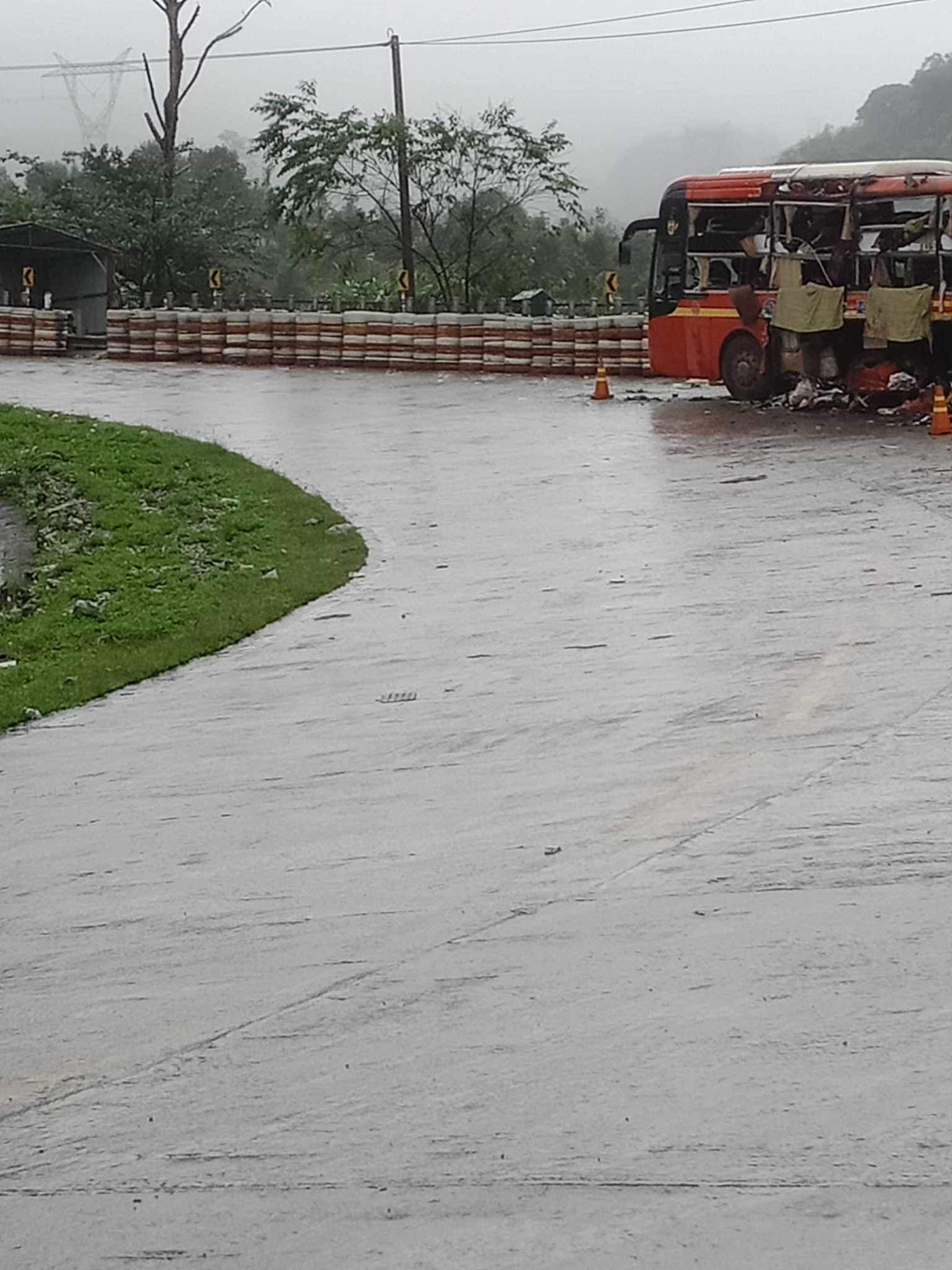 Nguyên nhân vụ tai nạn hiện đang được điều tra.