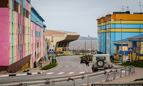 Các tòa nhà ở thành phố Anadyr, nơi sinh sống của 15.000 người, được xây dựng từ thời Liên Xô và gần như không có thêm công trình mới nào được xây dựng.