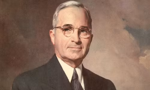 Chữ cái S. trong tên của cựu Tổng thống Mỹ Harry S.Truman không phải là chữ viết tắt của từ nào.