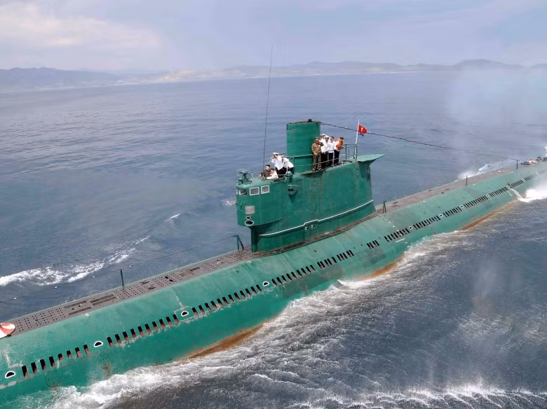 Triều Tiên đứng ở vị trí thứ hai trong danh sách với 71 tàu ngầm.