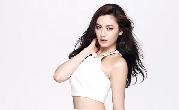 Nhan sac van nguoi me cua my nhan mat dep nhat hanh tinh-Hinh-3