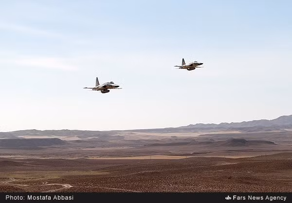 Máy bay tiêm kích F-5 Tiger II tham gia cuộc tập trận.