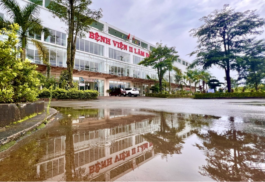 Bệnh viện II Lâm Đồng mua máy CT-Scanner từ Công ty Lê Minh Benh vien II Lam Dong mua may CT-Scanner tu Cong ty Le Minh