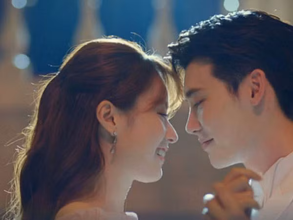 Thu nhan dong troi cua chong sap cuoi ngay truoc hon le khien toi chet lang