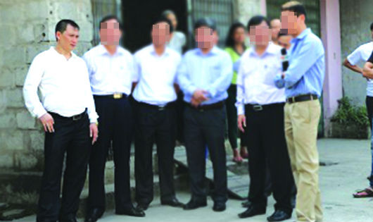 Theo tài liệu điều tra, Lê Hữu Trí là giám đốc doanh nghiệp Đức Trí có tiềm lực mạnh ở TP. Phủ Lý (Hà Nam) và được biết đến là nhân vật có "số má", có nhiều quan hệ trong "thế giới ngầm". Lê Hữu Trí có rất nhiều kẻ thù, nhiều mỗi bất hòa, ân oán trong giới giang hồ.