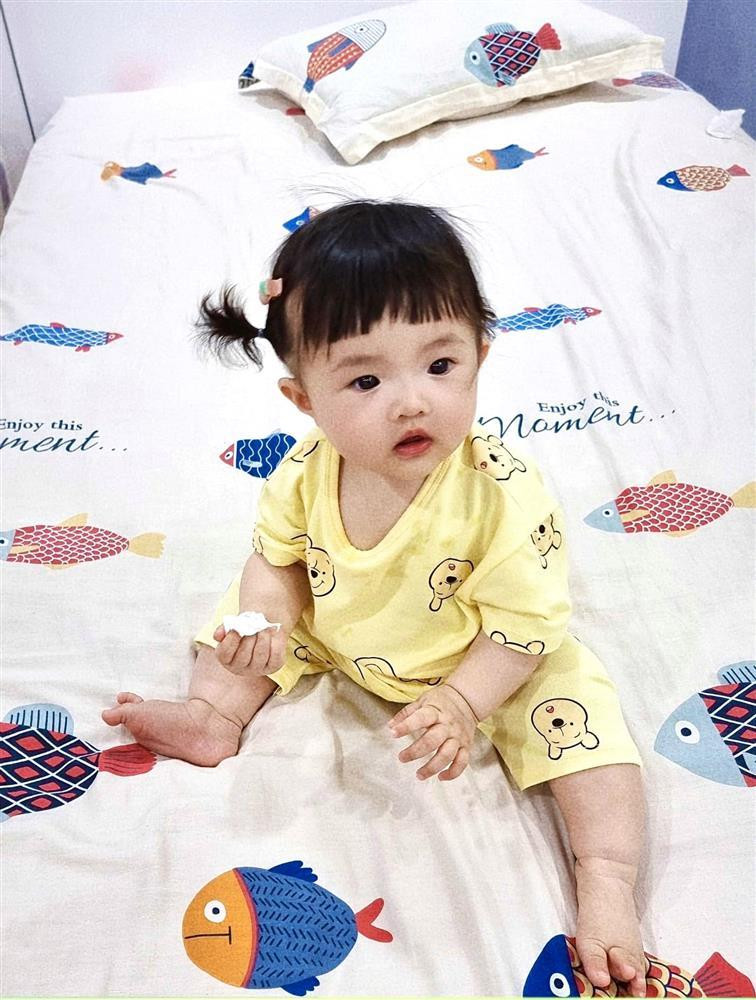 Ong Cao Thang roi hoi 'chi follow minh em', co gai thu 2 la ai?-Hinh-7